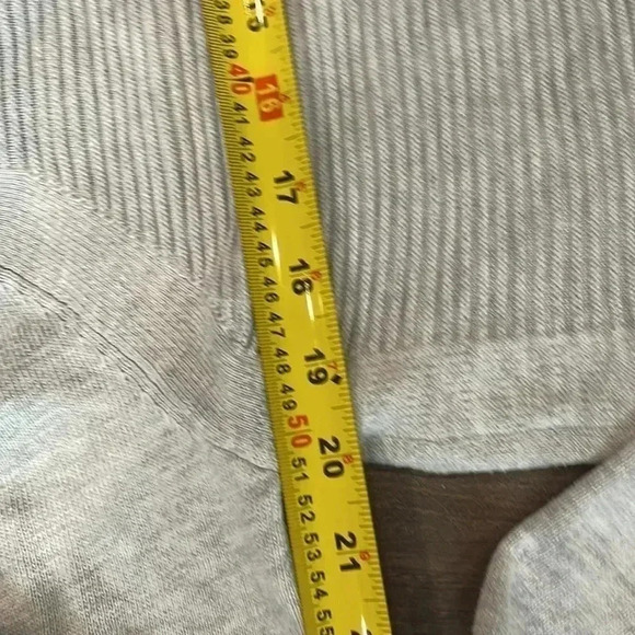 ❤️2/$30❤️[L]Hilary  Radley Women's Crew Neck LS Sweater Woven knitted - Picture 7 of 7